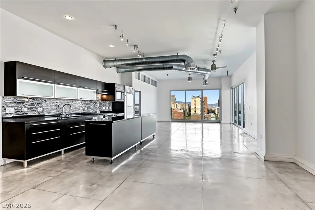 200 Hoover, Las Vegas, NV 89101