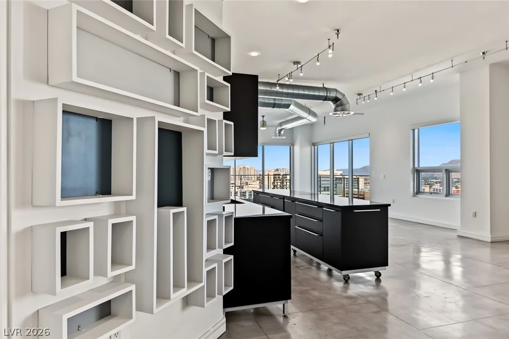200 Hoover, Las Vegas, NV 89101