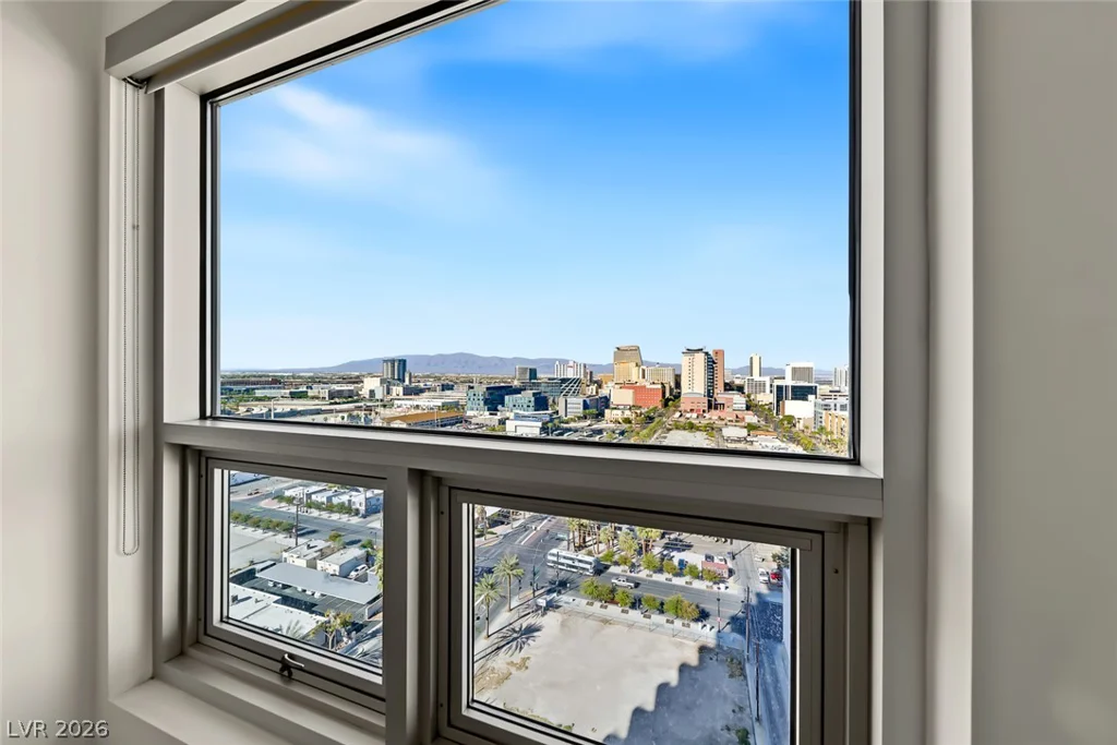 200 Hoover, Las Vegas, NV 89101