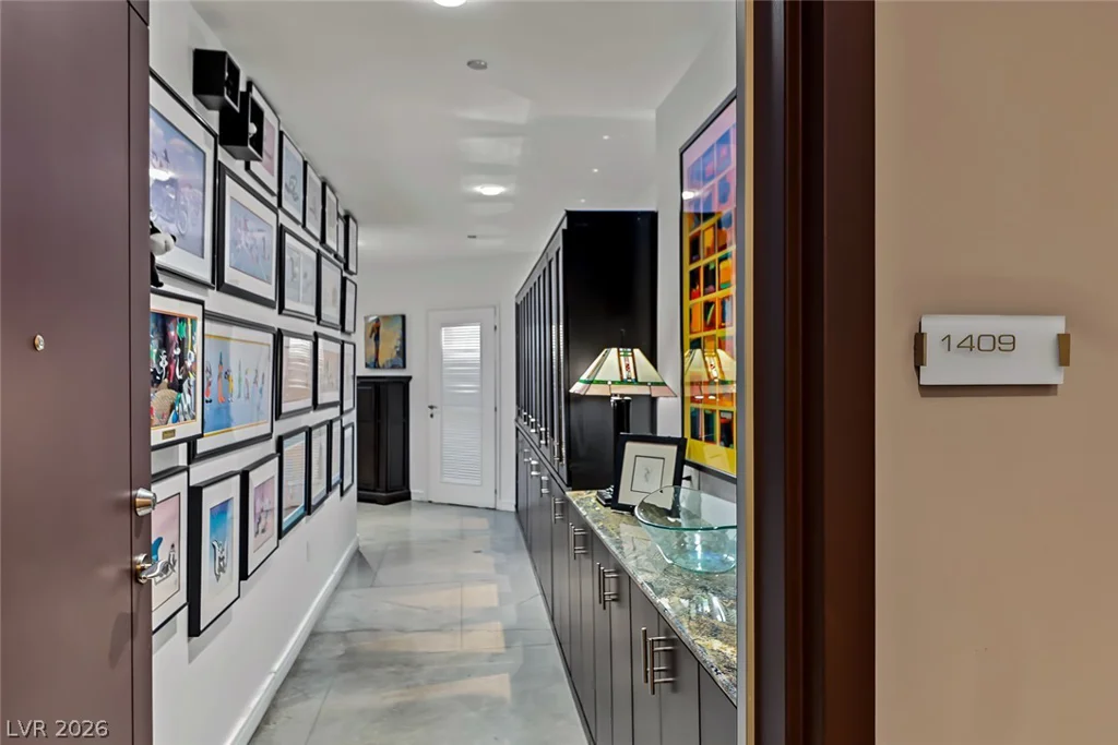 200 Hoover, Las Vegas, NV 89101