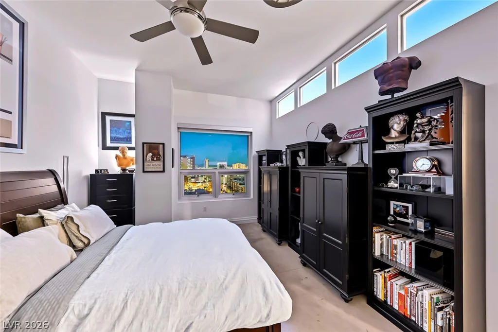 200 Hoover, Las Vegas, NV 89101