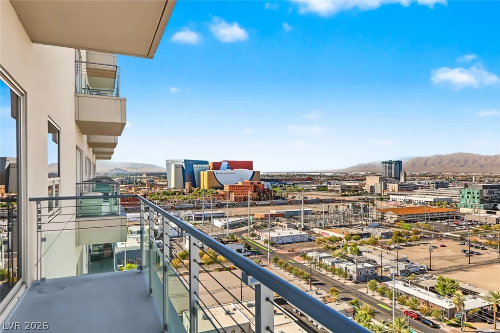 200 Hoover, Las Vegas, NV 89101