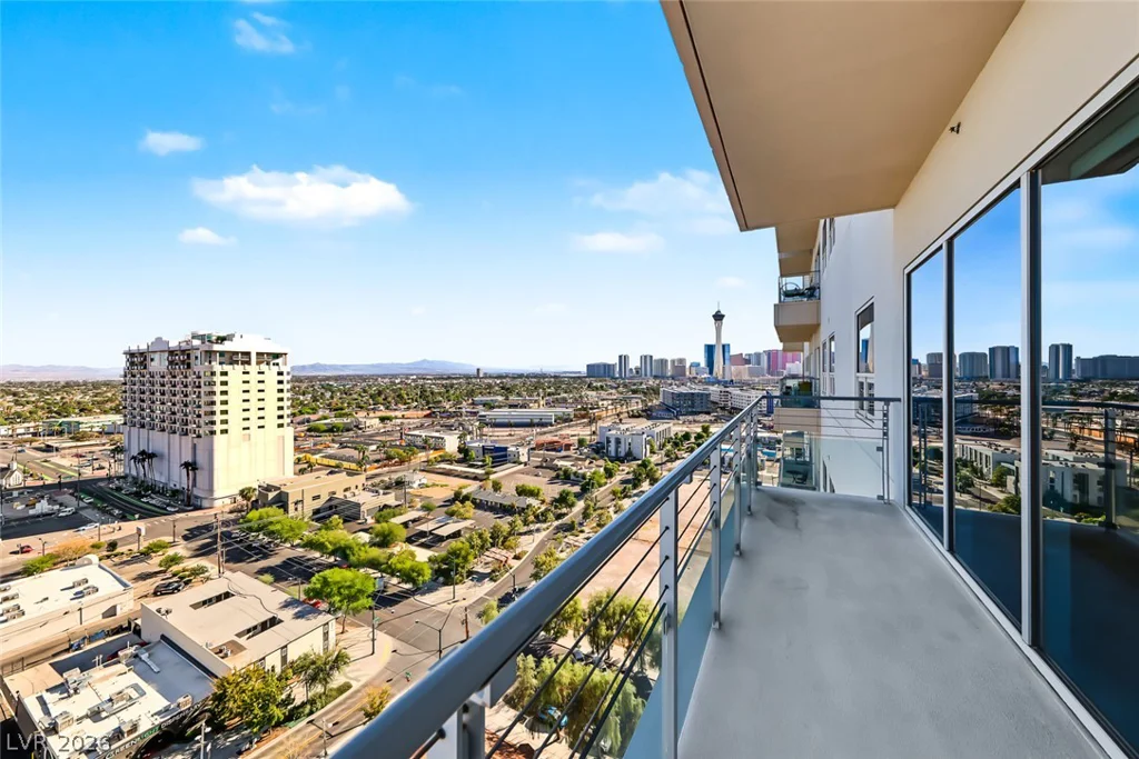 200 Hoover, Las Vegas, NV 89101