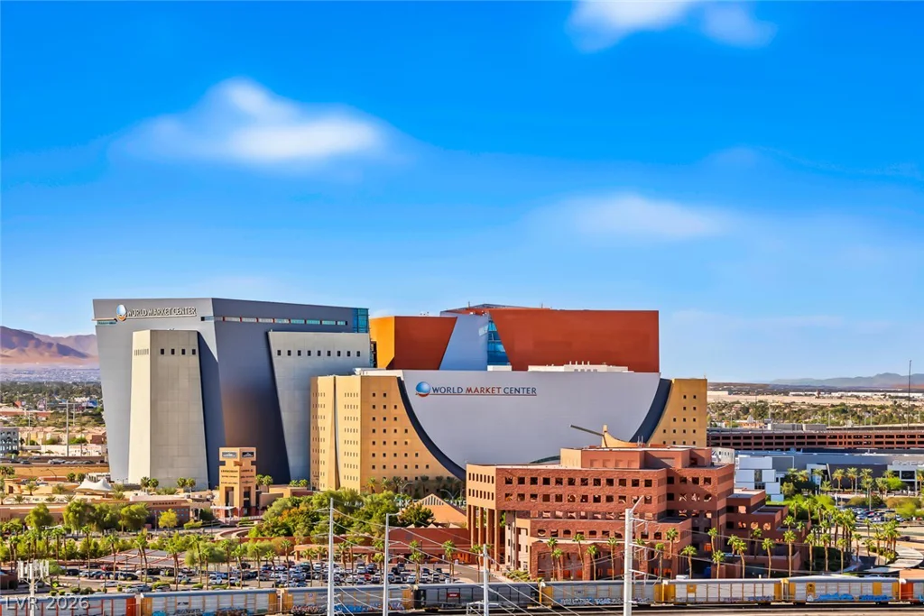 200 Hoover, Las Vegas, NV 89101
