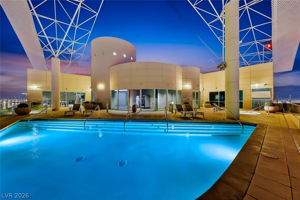 200 Hoover, Las Vegas, NV 89101