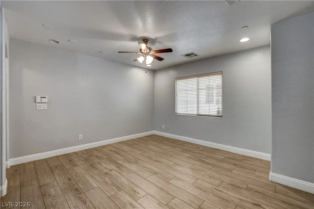 7713 Custom Weave, Las Vegas, NV 89149