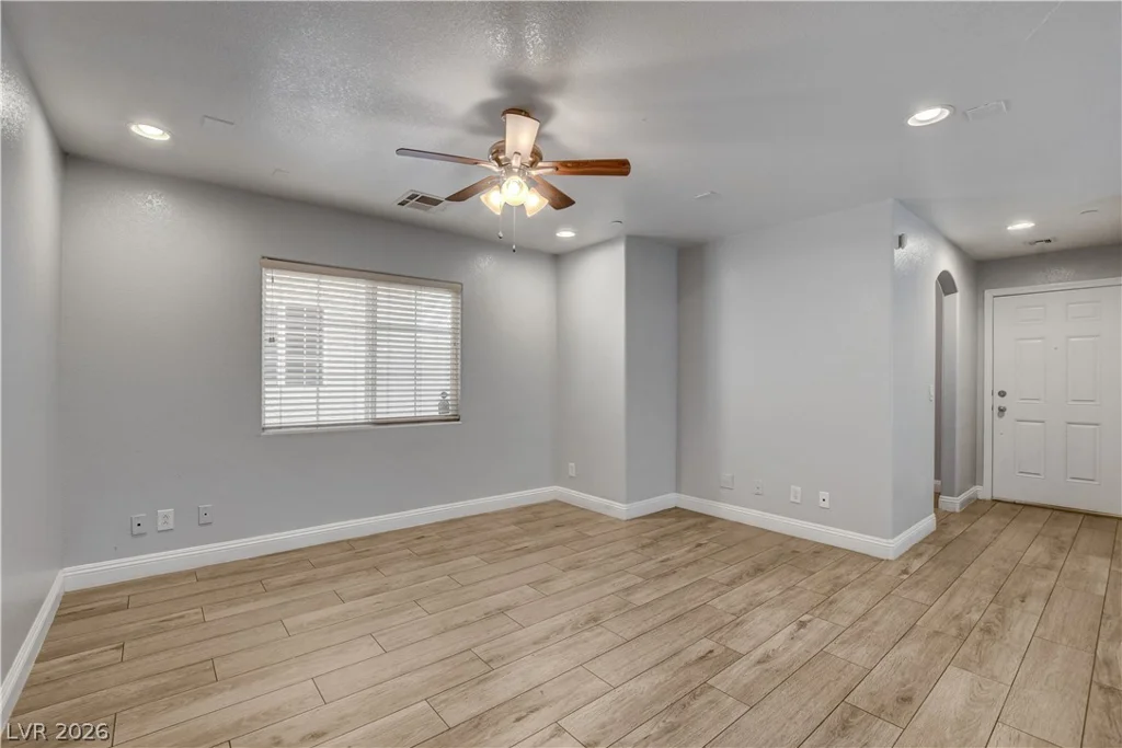7713 Custom Weave, Las Vegas, NV 89149