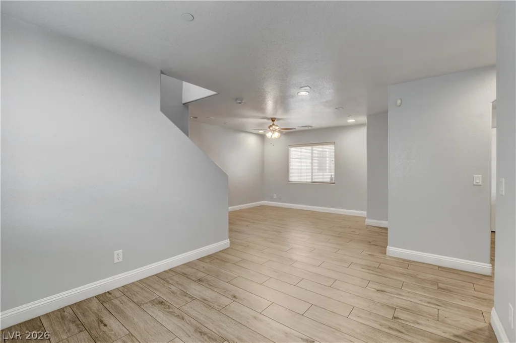 7713 Custom Weave, Las Vegas, NV 89149