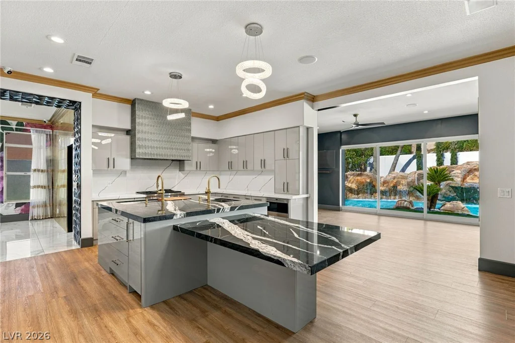 9498 Malasana, Las Vegas, NV 89147