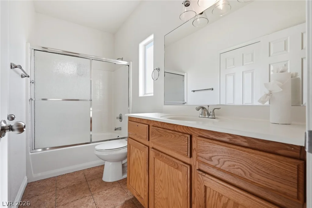 6335 Cheval Lake, Las Vegas, NV 89148