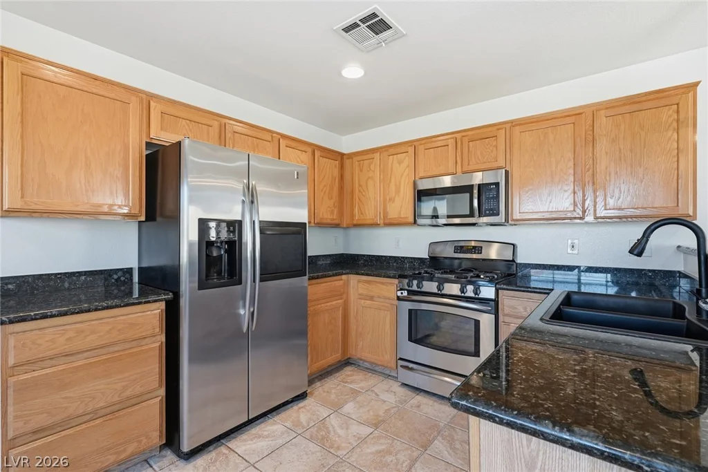 6335 Cheval Lake, Las Vegas, NV 89148