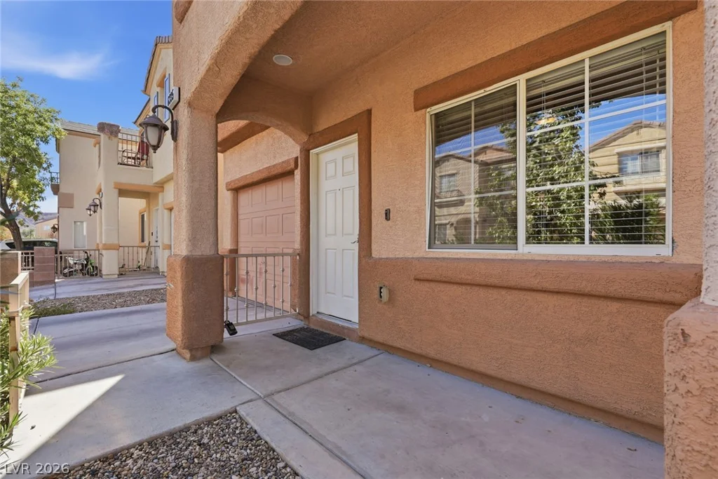 6335 Cheval Lake, Las Vegas, NV 89148