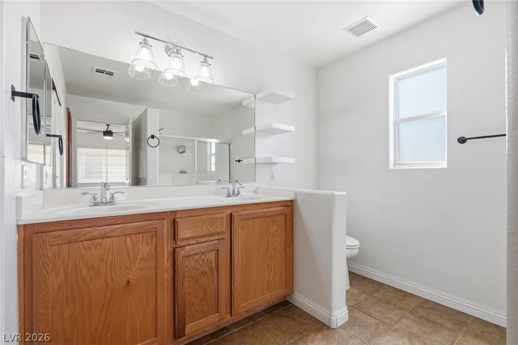 6335 Cheval Lake, Las Vegas, NV 89148