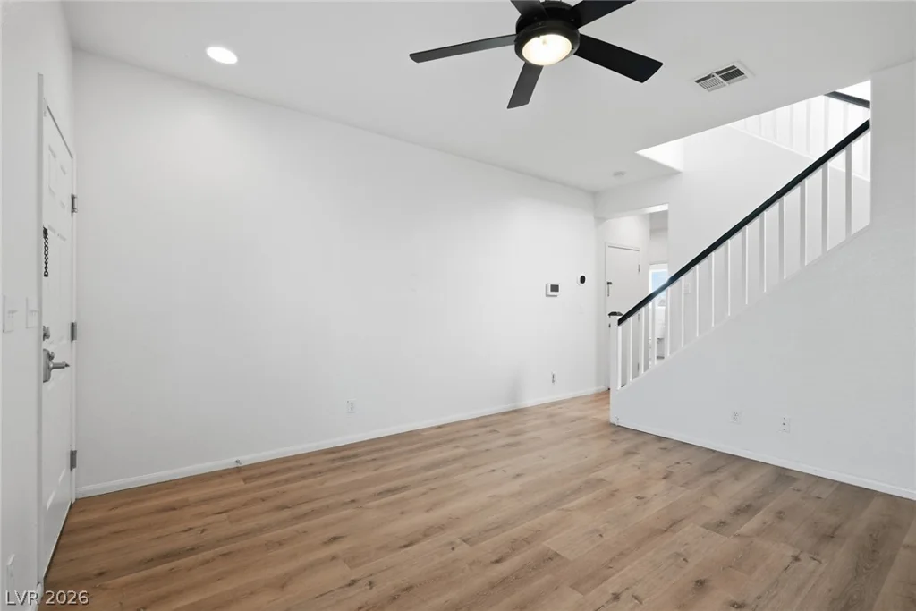 6335 Cheval Lake, Las Vegas, NV 89148