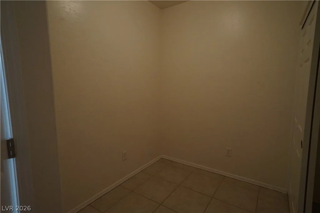 8324 Charleston, Las Vegas, NV 89117