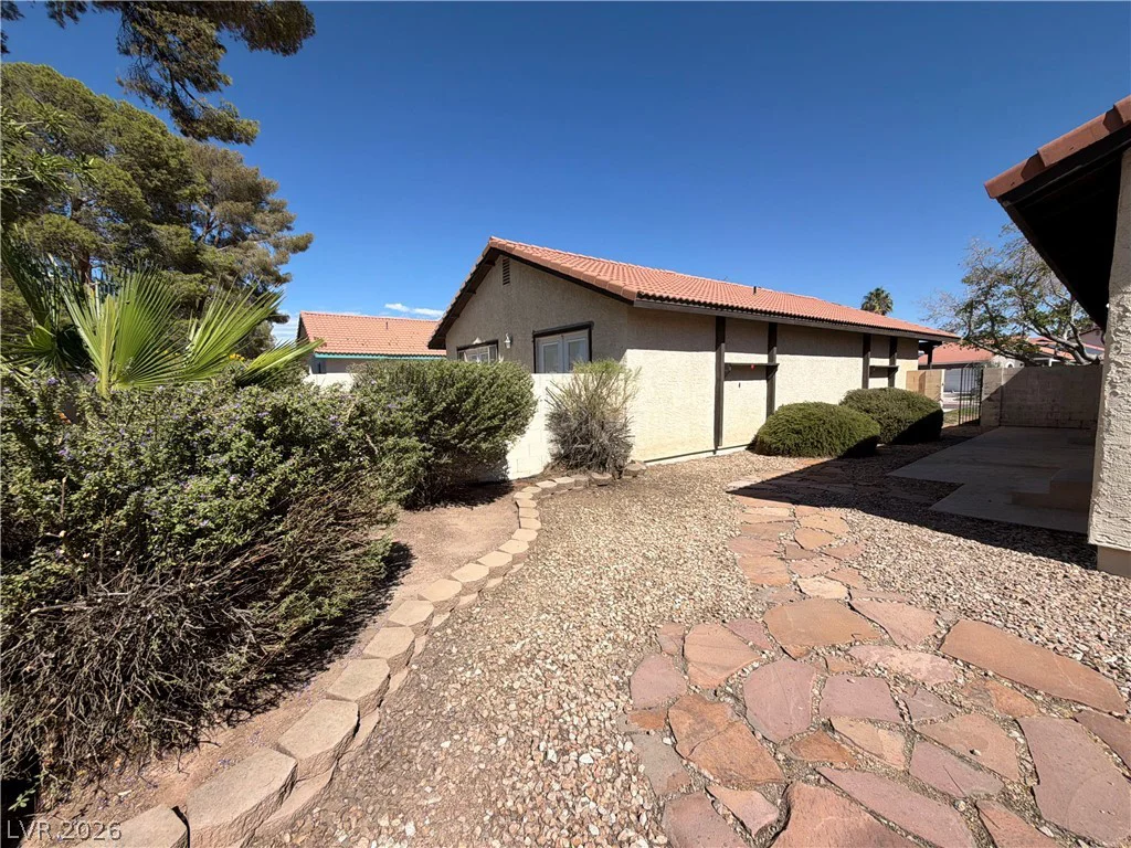 3924 Applecrest, Las Vegas, NV 89108