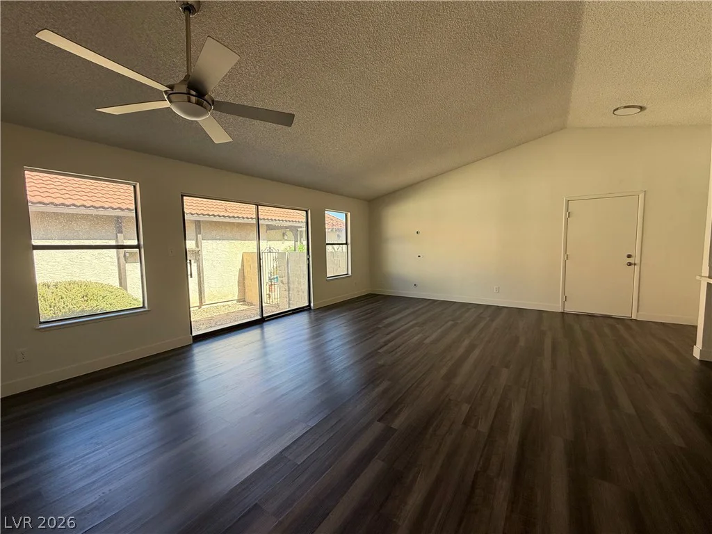 3924 Applecrest, Las Vegas, NV 89108