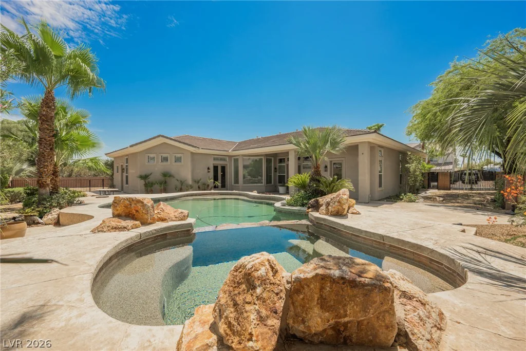 6008 Chessington, Las Vegas, NV 89131