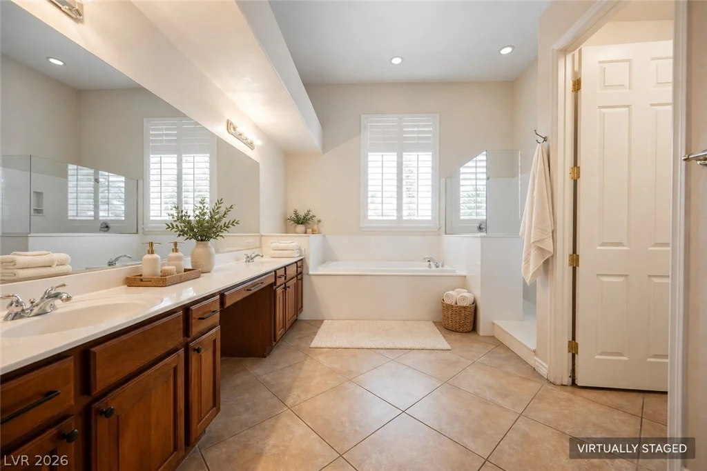6008 Chessington, Las Vegas, NV 89131
