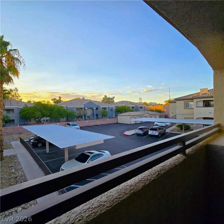 8725 Flamingo, Las Vegas, NV 89147