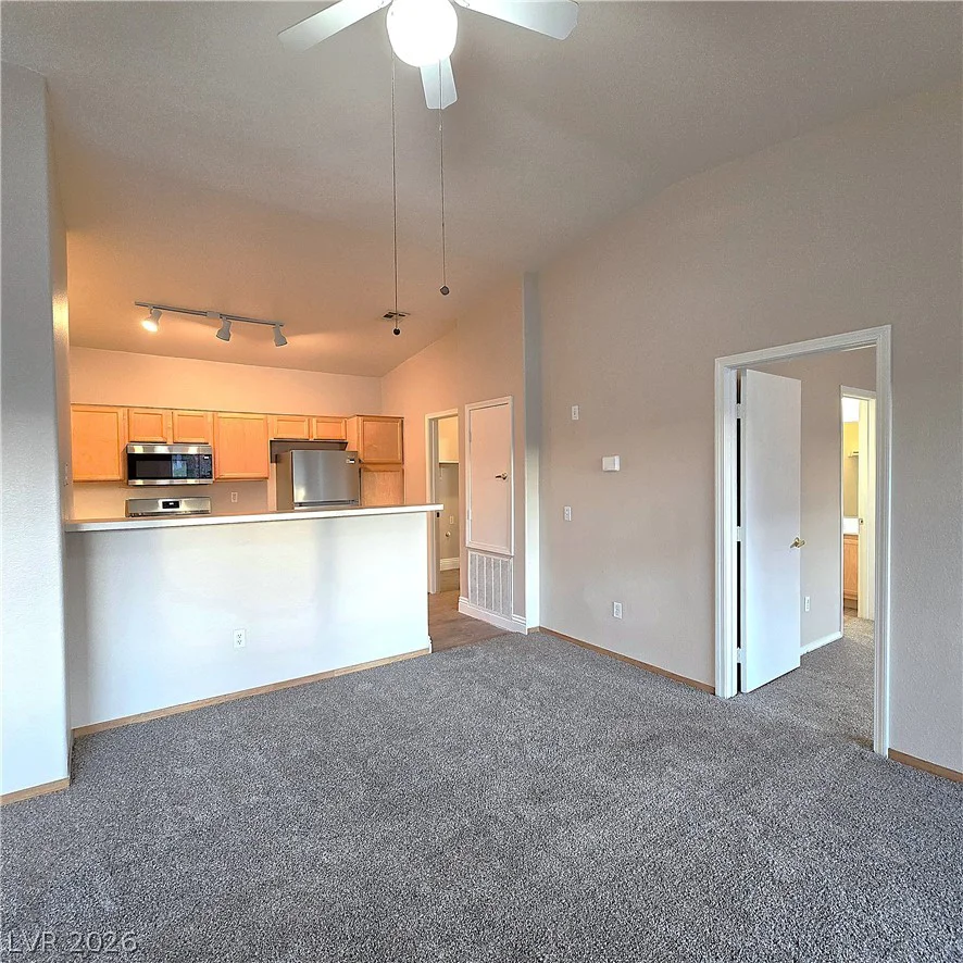 8725 Flamingo, Las Vegas, NV 89147