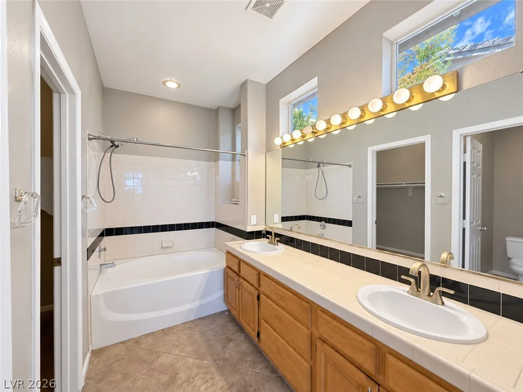 1504 Remembrance Hill, Las Vegas, NV 89144