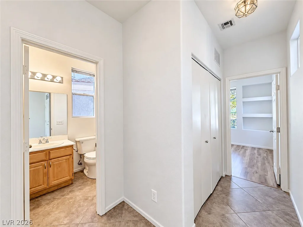 1504 Remembrance Hill, Las Vegas, NV 89144