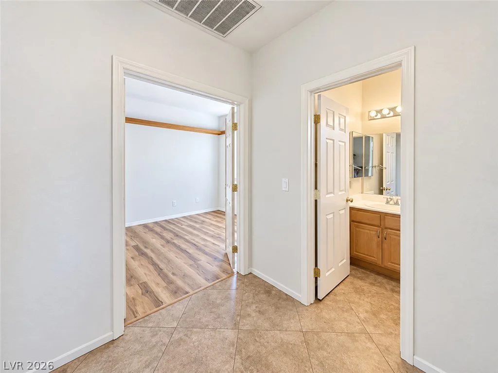 1504 Remembrance Hill, Las Vegas, NV 89144