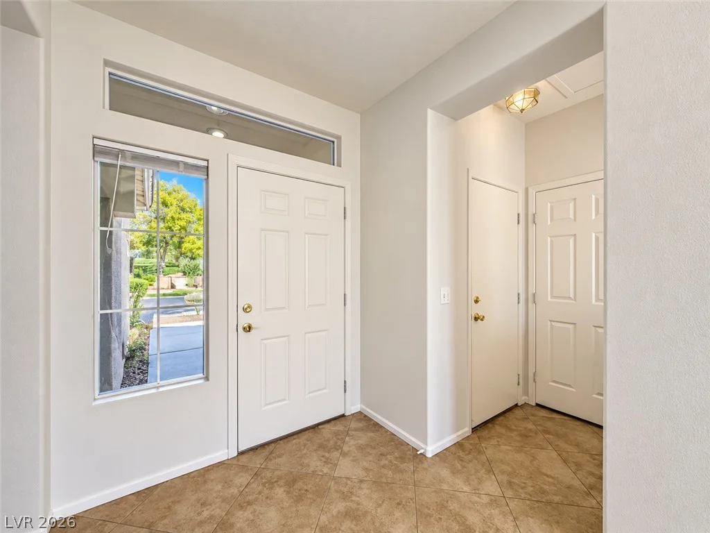 1504 Remembrance Hill, Las Vegas, NV 89144