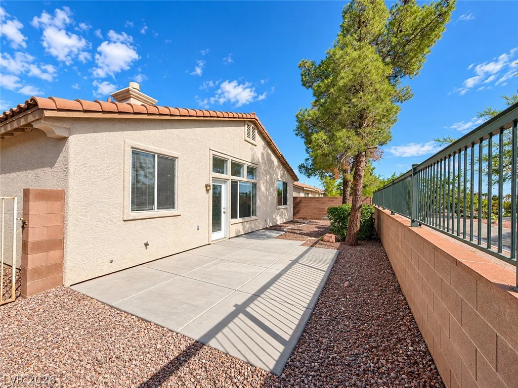 1504 Remembrance Hill, Las Vegas, NV 89144