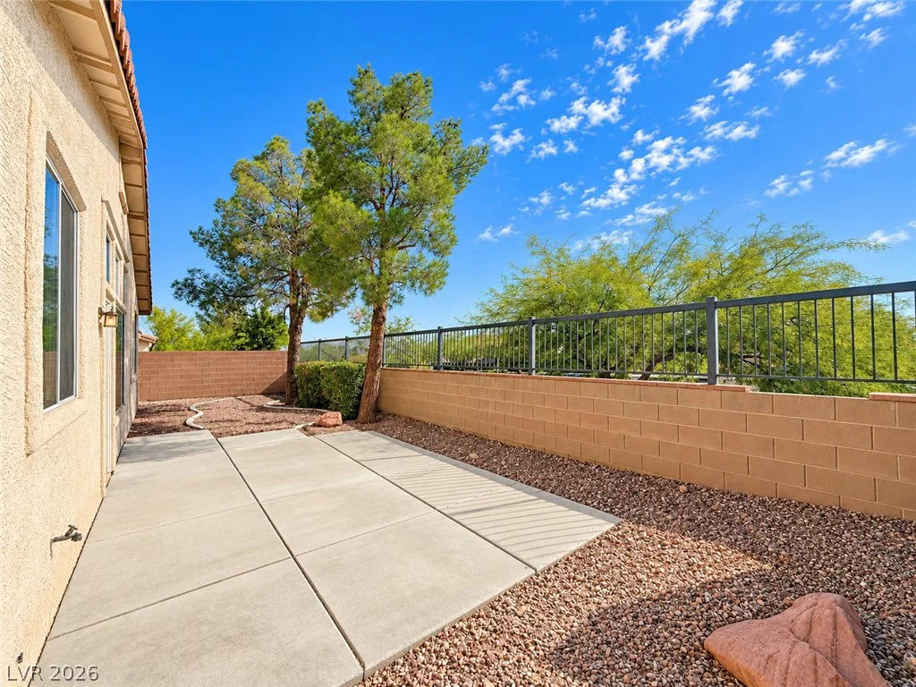 1504 Remembrance Hill, Las Vegas, NV 89144