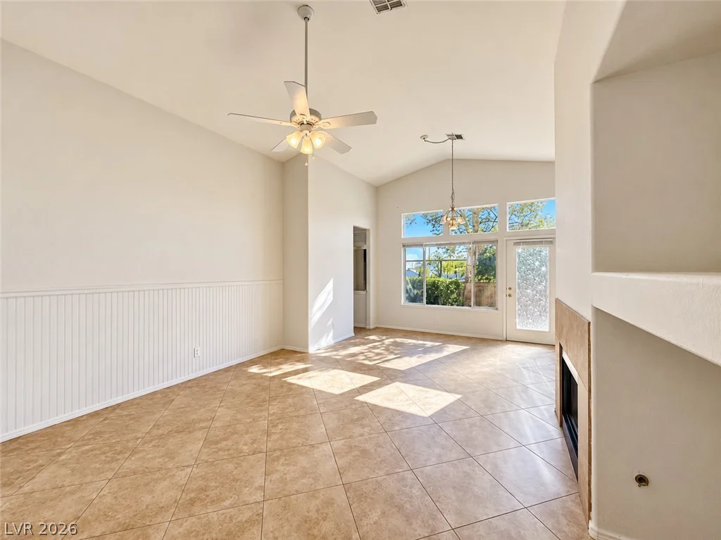 1504 Remembrance Hill, Las Vegas, NV 89144