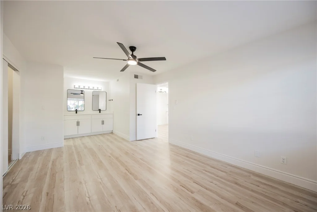 5330 Duralite, Las Vegas, NV 89122
