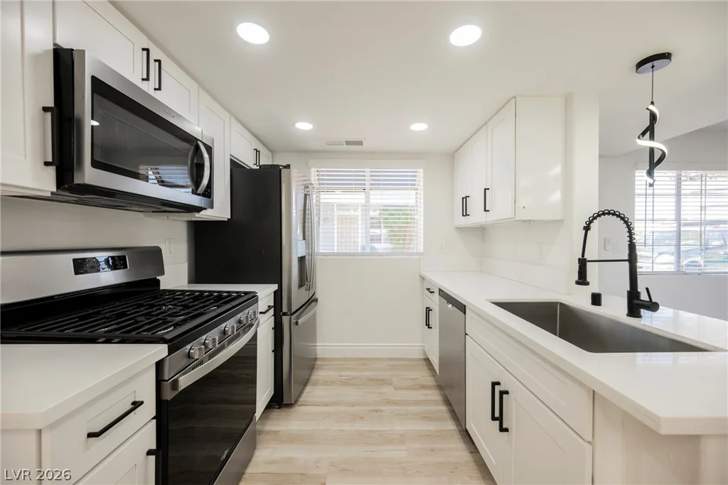 5330 Duralite, Las Vegas, NV 89122