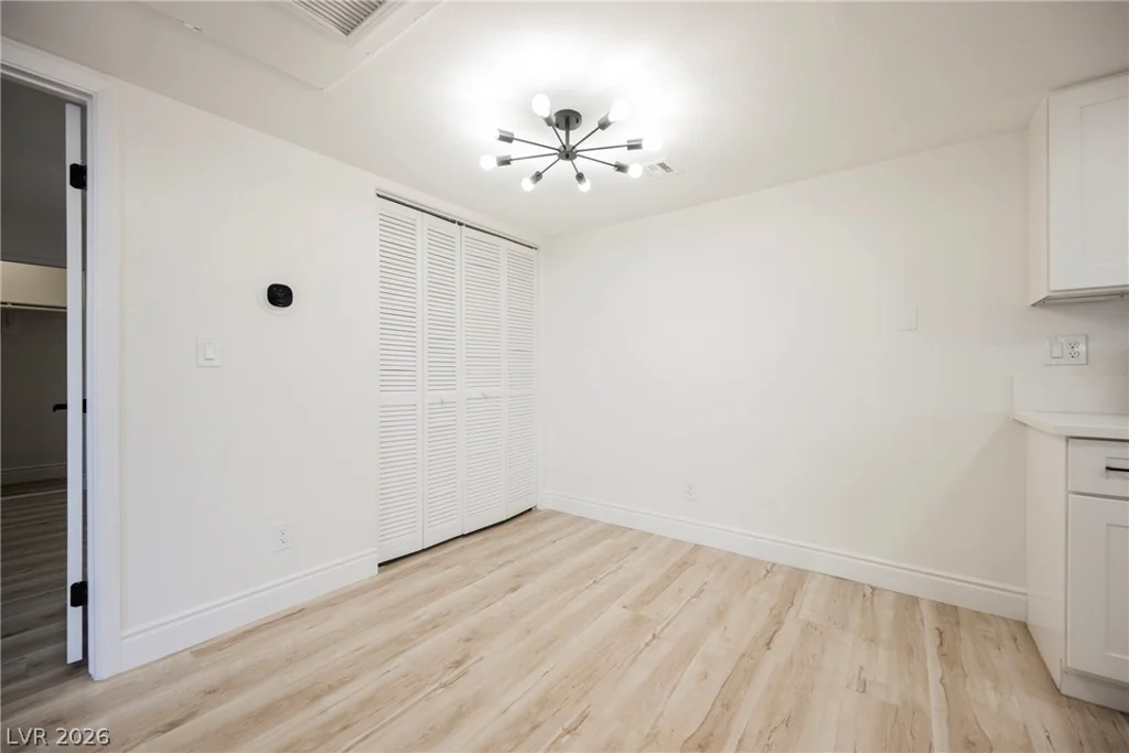 5330 Duralite, Las Vegas, NV 89122