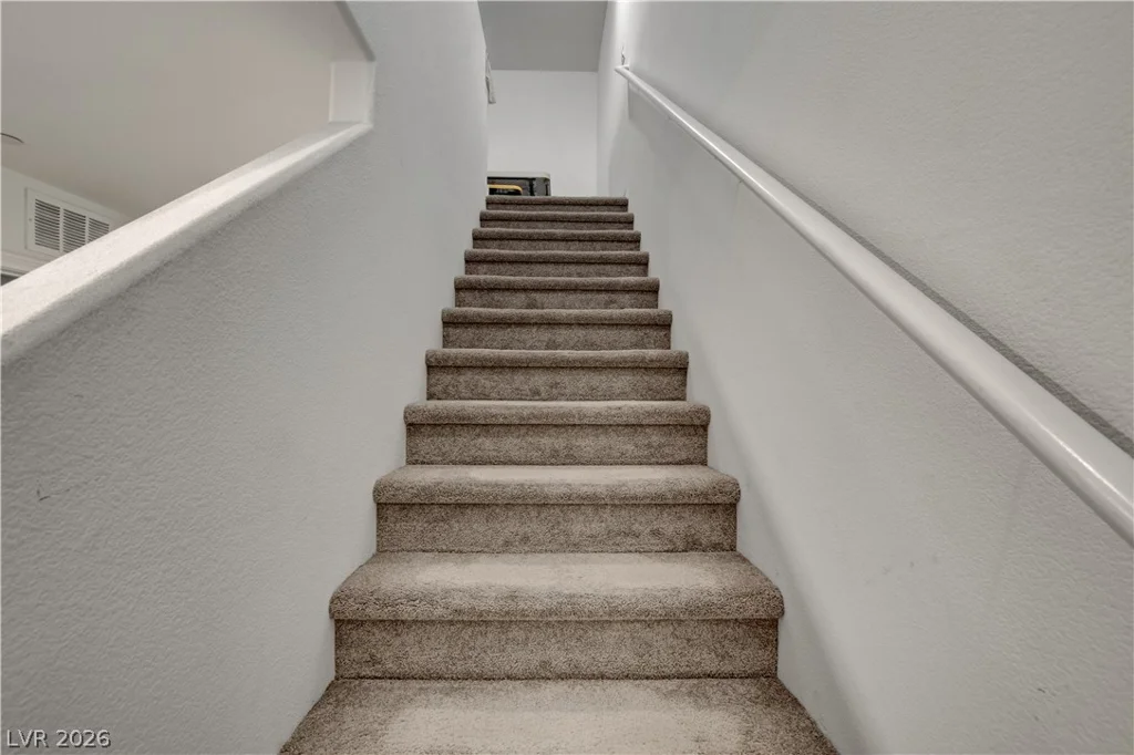 5226 Steep Cliffs, Las Vegas, NV 89115