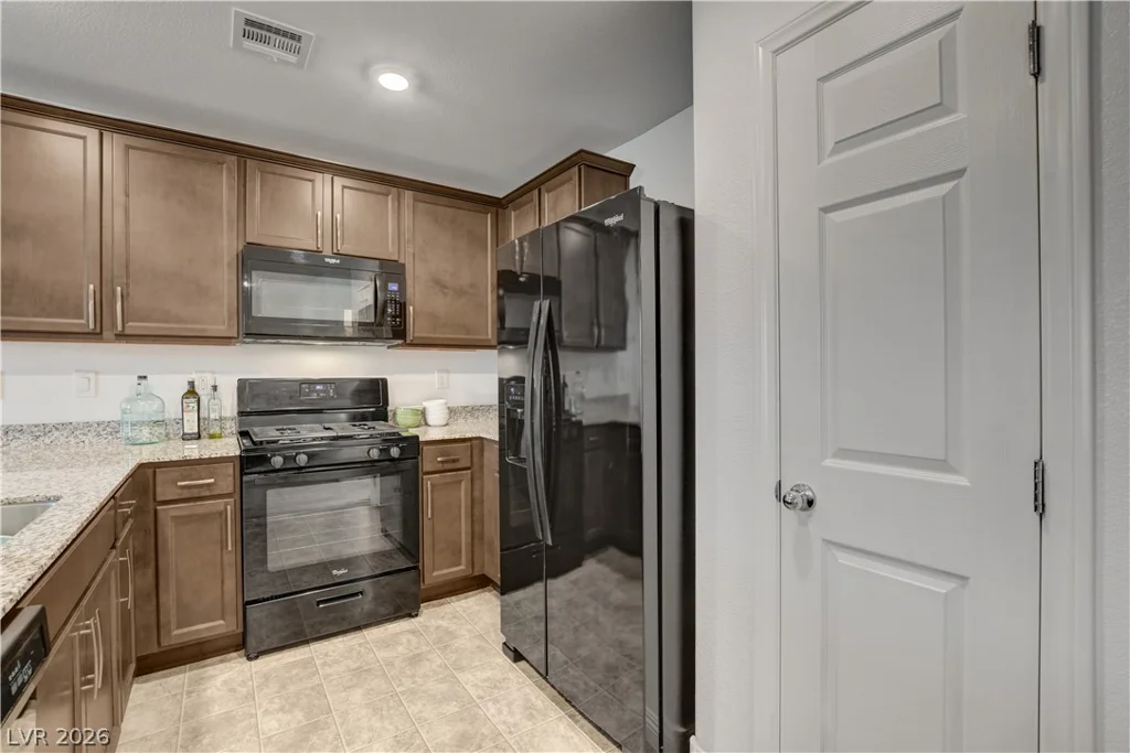 5226 Steep Cliffs, Las Vegas, NV 89115