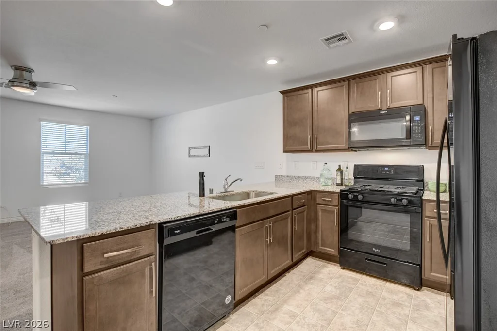 5226 Steep Cliffs, Las Vegas, NV 89115
