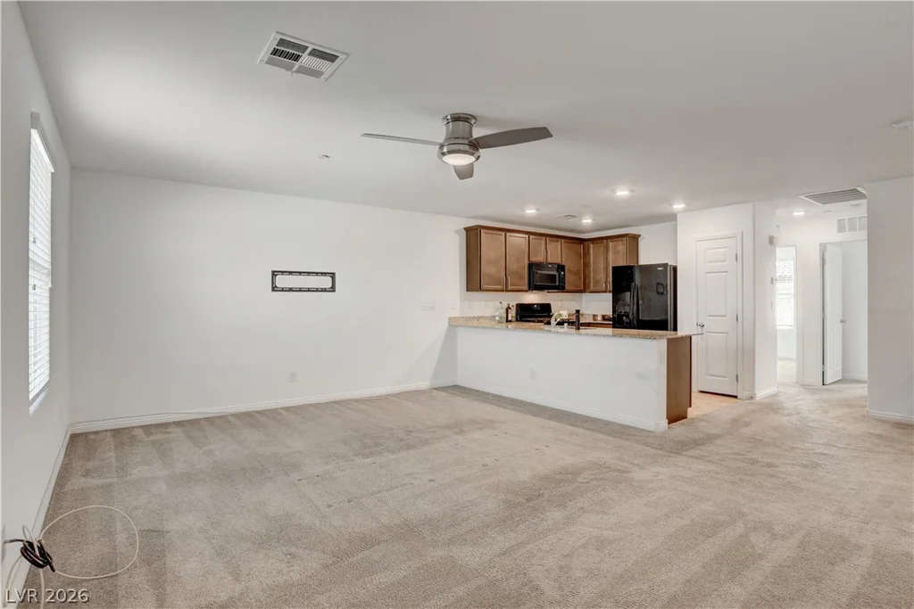 5226 Steep Cliffs, Las Vegas, NV 89115