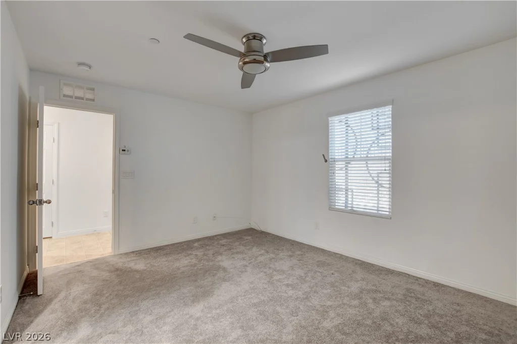 5226 Steep Cliffs, Las Vegas, NV 89115