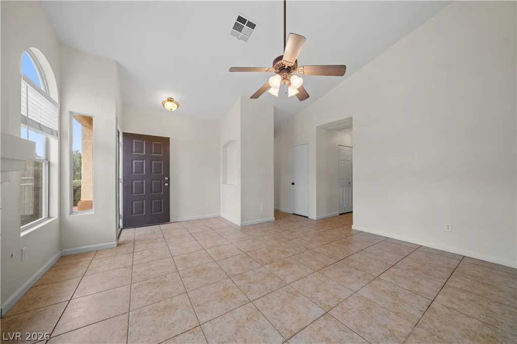 7700 Beach Falls, Las Vegas, NV 89149