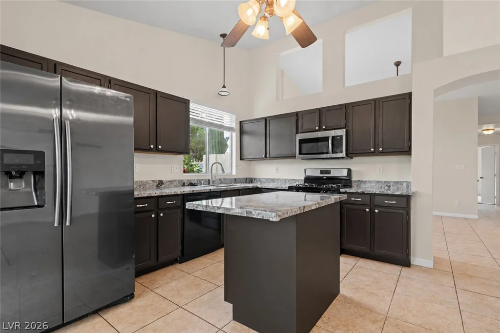 7700 Beach Falls, Las Vegas, NV 89149