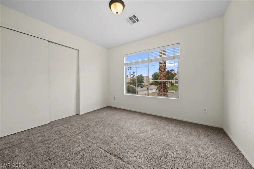 7700 Beach Falls, Las Vegas, NV 89149