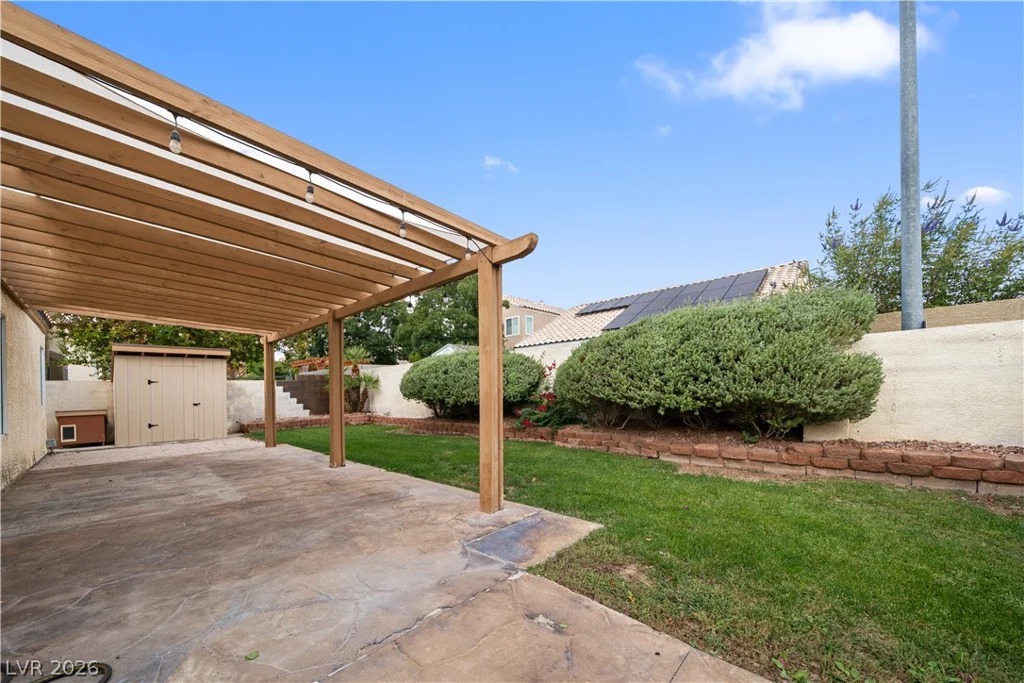 7700 Beach Falls, Las Vegas, NV 89149