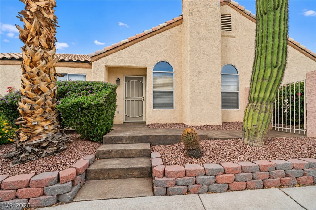7700 Beach Falls, Las Vegas, NV 89149
