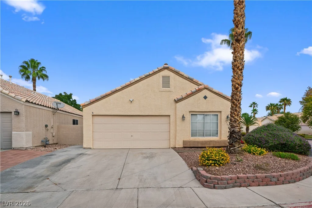 7700 Beach Falls, Las Vegas, NV 89149