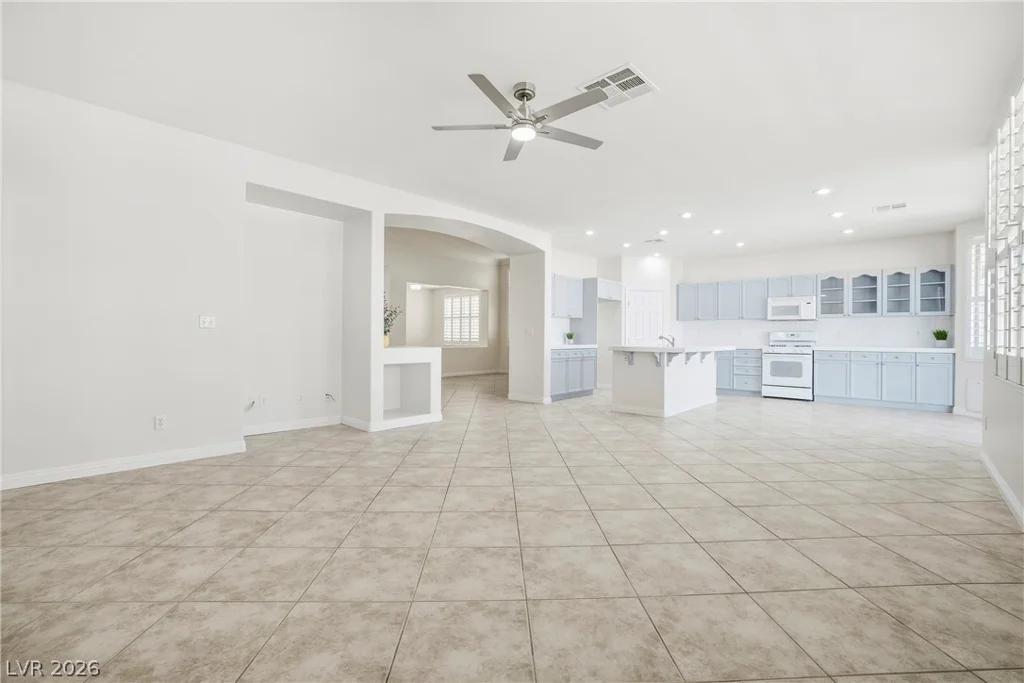 9205 Edgeworth, Las Vegas, NV 89123