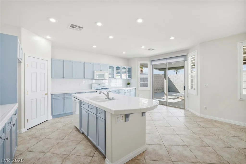9205 Edgeworth, Las Vegas, NV 89123