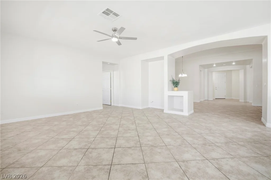 9205 Edgeworth, Las Vegas, NV 89123