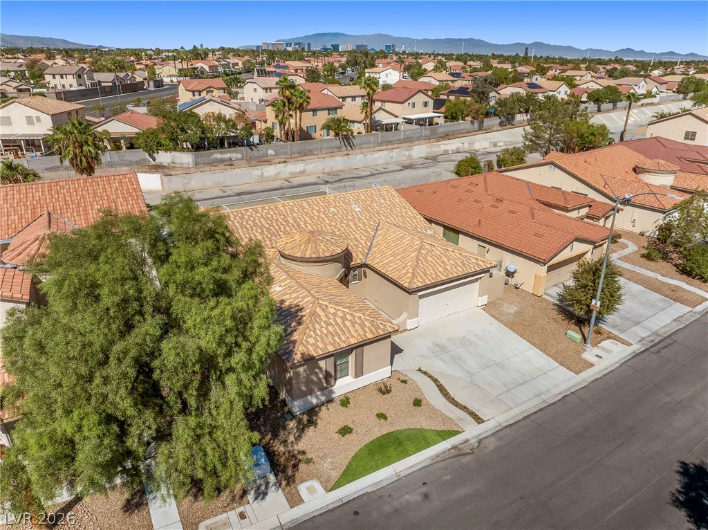 9205 Edgeworth, Las Vegas, NV 89123